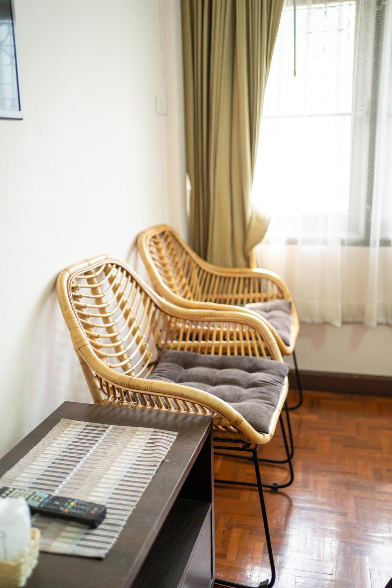 Marhaba House Hotel Chiang Mai Exterior foto